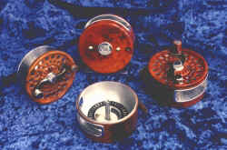 holzverkleidet_innen_rag.jpg (40091 Byte)